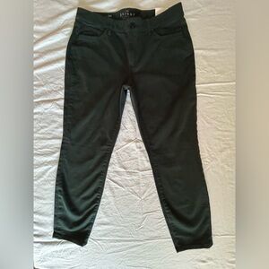 White House Black Market NWT Forest Green Cropped Chinos Size 10